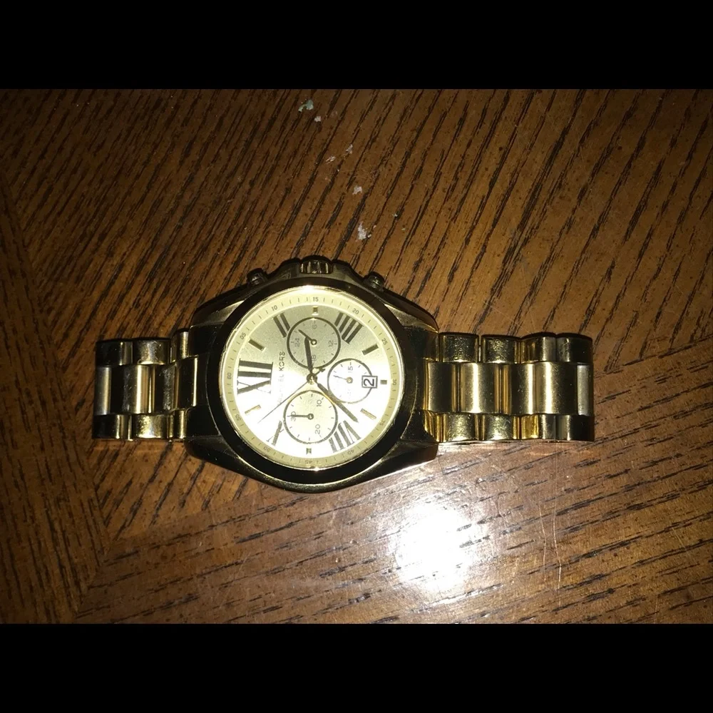Yellow gold Michael Kors watch - Picture 5 of 5